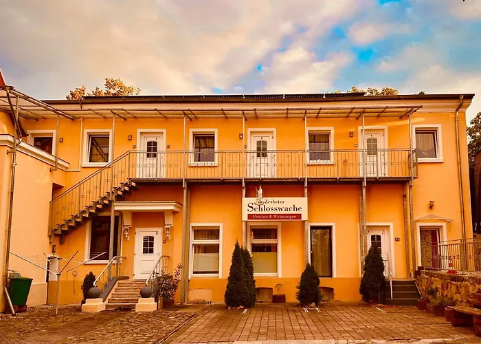 Schlosswache21 *